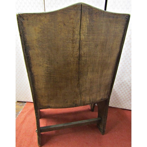 2674 - An 18th century oak side chair of simple pegged construction, 64cm wide