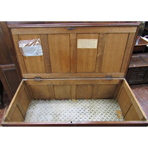 2696 - A Georgian oak mule chest with rising lid, with two frieze drawers, 127cm long