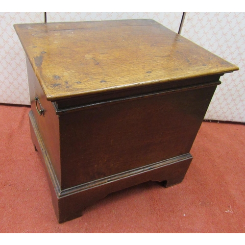 2720 - Georgian oak box commode with rising lid, 48cm wide