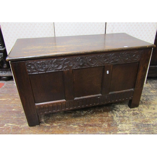 2752 - 18th century and later oak panelled coffer, 100cm wide