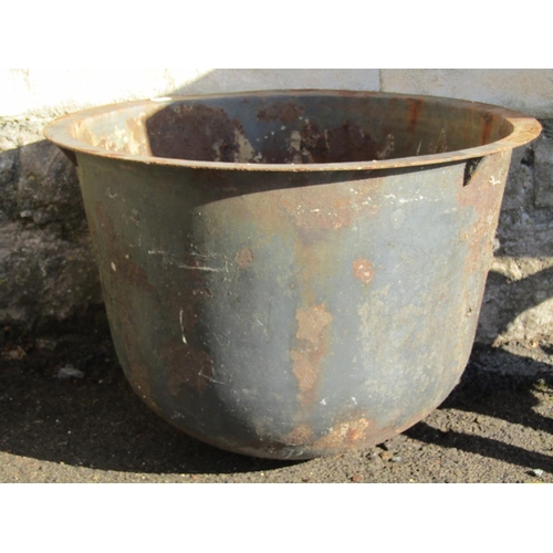 2160 - An antique cast iron cauldron/tub with rounded bottom and simple flared rim (cracked) 50 cm diameter... 