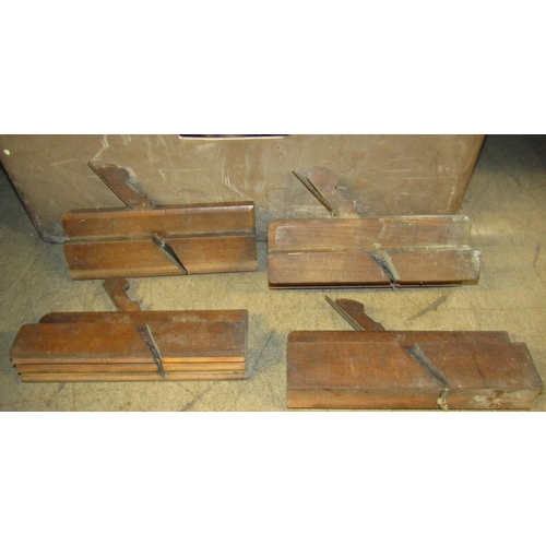 2176 - A large quantity of antique carpentry planes qty of hand cut nails etc