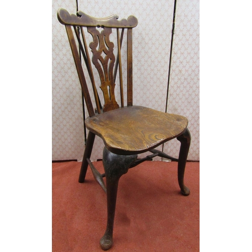 2771 - 18th century Windsor single chair in elm and fruitwood with dished seat, shaped and pierced splat an... 