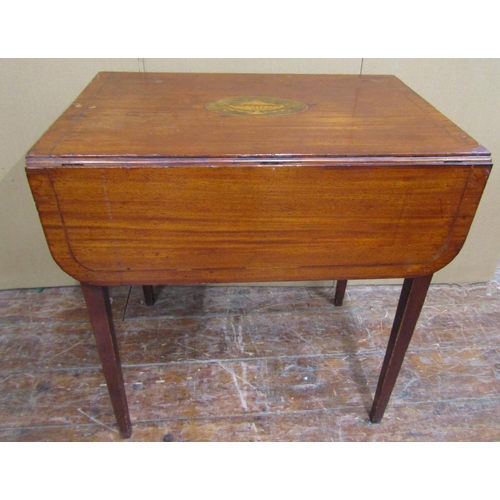 2430 - A Georgian mahogany Pembroke table raised on square tapered legs, the top with inlaid oval panel det... 