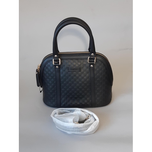 1628 - Gucci ladies handbag in black leather 'Microguccissima Mini Dome' unused, with dual handles, zip clo... 