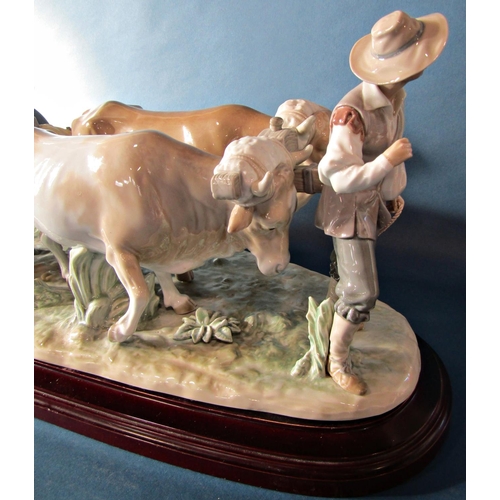 1019 - A Lladro limited edition porcelain group 'Return to La Mancha' sculpted by Salvador Furio, number 13... 