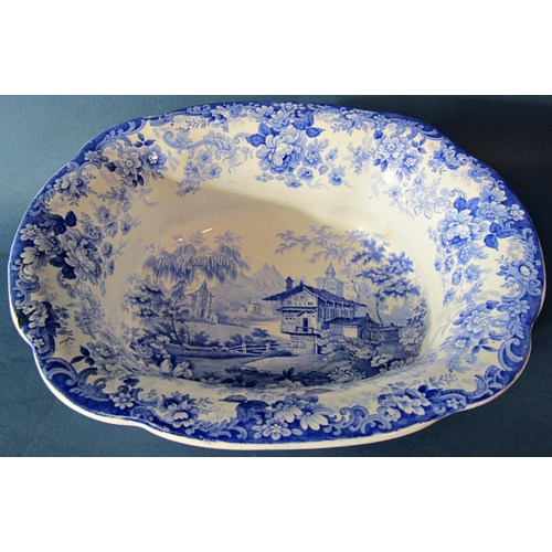 1025 - A 19th century Minton Genovese patterned blue and white transfer ware oval bowl, with loop handles o... 