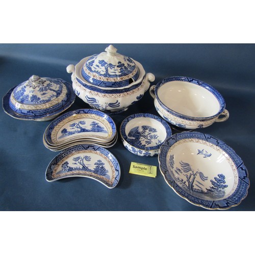 1002 - Booths Real Old Willow pattern seven piece hors d'oeuvres set with timber frame and further matching... 