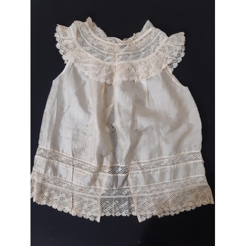 1608 - An interesting collection of late 19th / early 20th century baby gowns and clothing including 2 baby... 