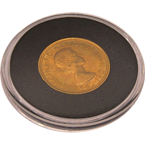 467 - 1966 Sovereign - Gillick Portrait, cased