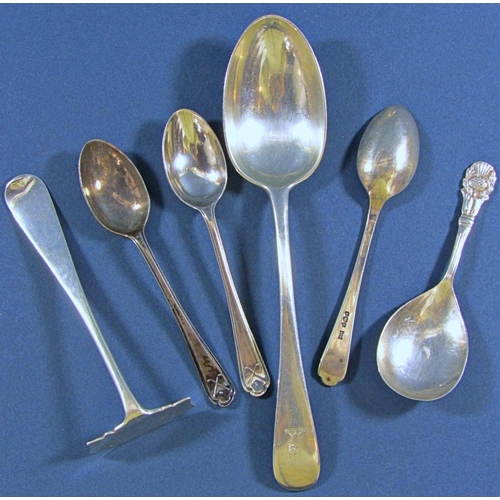 1214 - A mixed selection of silver consisting of three teaspoons with gold clubs, a tea strainer on a later... 