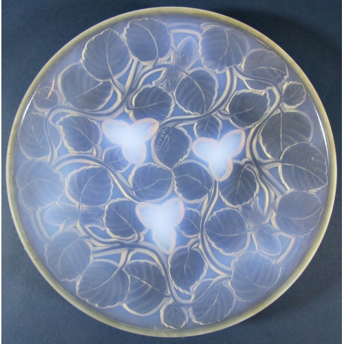 1132 - An Arrers , France, Art Deco opalescent glass Hazelnut and leaves shallow bowl, 24cm diam.