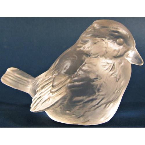 1144 - A Goebel crystal glass Wren, stamped Goebel to the base, 7cm high.