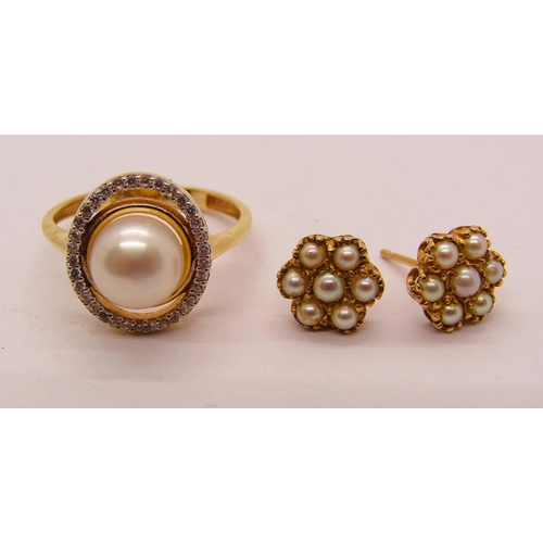 1334 - Group of gold jewellery comprising a 14ct pearl and white stone dress ring, a 9ct cameo brooch depic... 