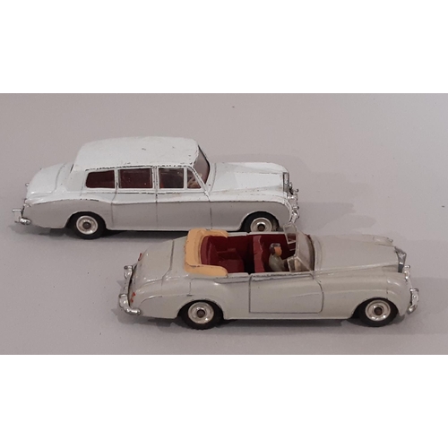 338 - Collection of vintage model vehicles by Dinky, Corgi, Matchbox/ Lesney etc including Dinky Bentley S... 