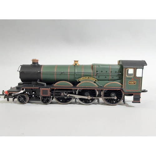 343 - Hornby railway 00 gauge box set 'The Cornish Riviera' R1102, includes 4-6-0 Cardiff Castle locomotiv... 