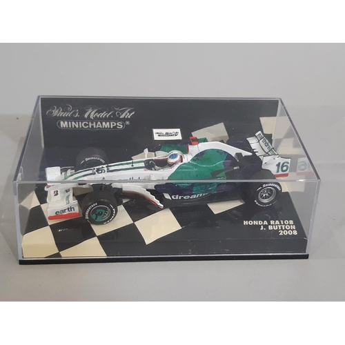 346 - 18 boxed Formula 1 racing cars by Minichamps (Paul's Model Art), all 1:43 scale displaying vehicles ... 