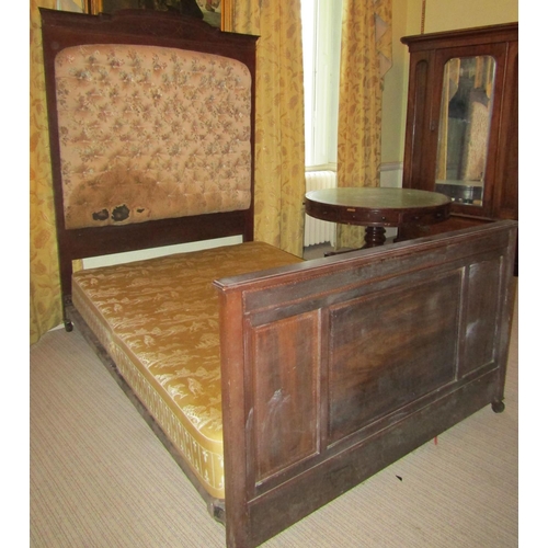 2566 - To be viewed at and collected from Nibley House GL11 6DL: 19th century mahogany bed with panelled fr... 