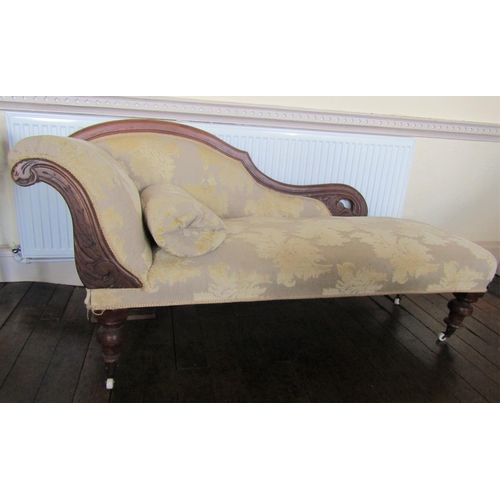 2589 - To be viewed at and collected from Nibley House GL11 6DL: A Victorian chaise on carved and moulded f... 