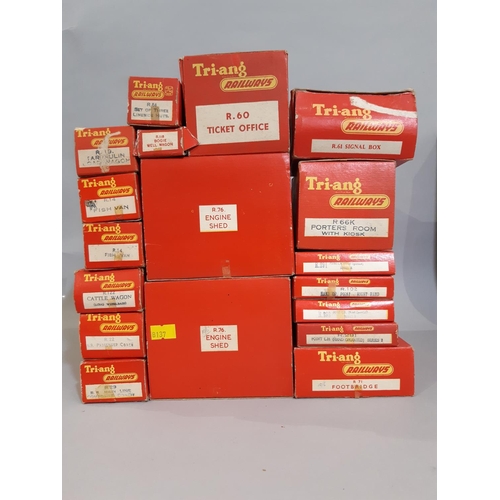 331 - Collection of Triang railway models including Goods Train Set box with some original contents, a die... 