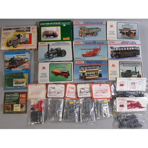 380 - 19 boxed model kits of vintage vehicles, early steam driven engines and railway modelling accessorie... 