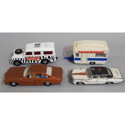 385 - Collection of vintage model vehicles by mostly by Corgi and Matchbox/Lesney including a Dinky Pontia... 