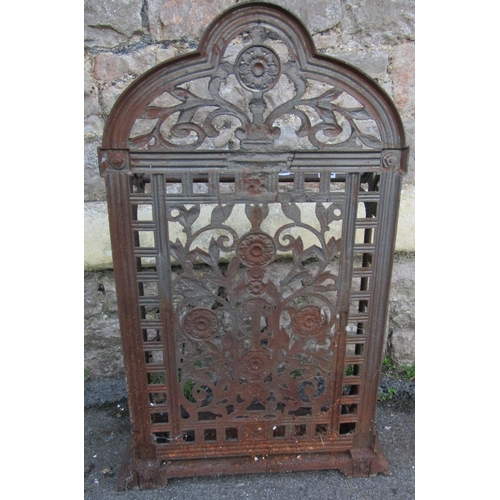 2097 - A Victorian cast iron umbrella stand with decorative pierced scrolling foliate detail and removable ... 