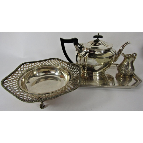 1189 - A good selection of silver plated items including a circular salver raised on cabriole legs, a scalp... 