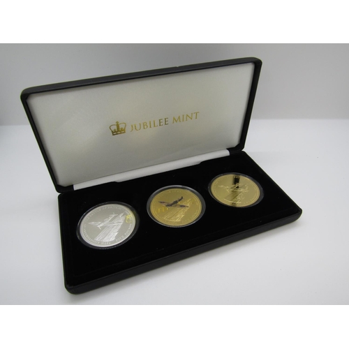 493 - The King George V & VI silver crown collection 1935 & 37, The Queen Elizabeth II Sapphire Jubilee th... 