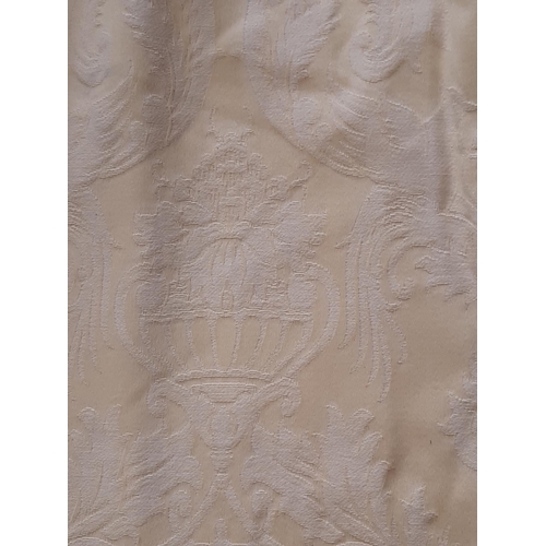 1589 - Single heavyweight curtain in pale yellow/gold damask, lined and thermal lined with triple pleat hea... 