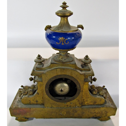 1491 - A Victorian gilt brass and porcelain panelled mantel clock with eight day striking movement