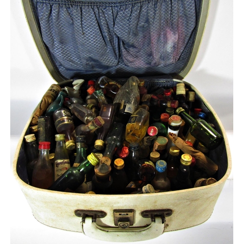 1651 - A Piper Heidseick bottle of champagne 750 ml in a presentation box and a large quantity of alcoholic... 