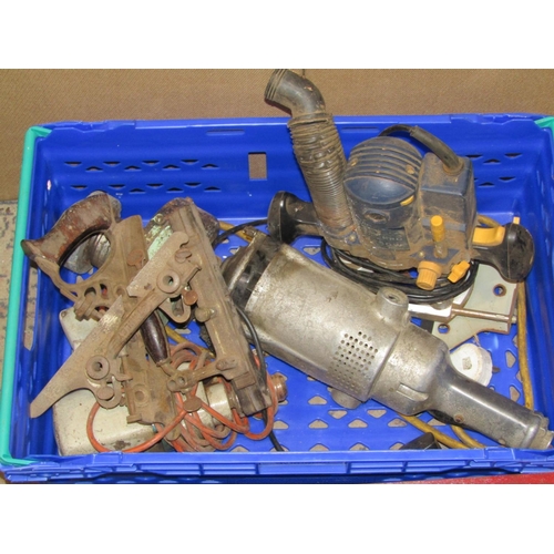 2163 - One lot of various power tools, a Saffire DH welding torch, jockey wheel, etc