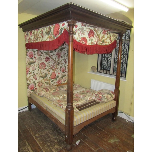 2771 - An exceptionally large William IV mahogany four poster bedstead, the foot posts of tapering cylindri... 