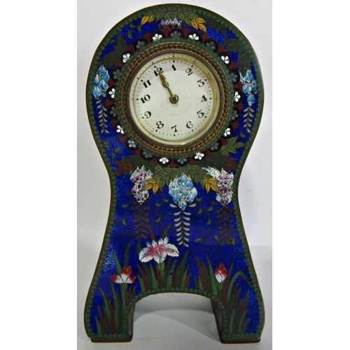 1786 - An Art Deco style cloisonné mantel clock, 20cm tall, a cloisonné pill box and a further blue fish sc... 