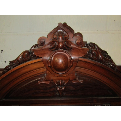 2644 - A pair of good quality 19th century rosewood veneered beds with matching head and footboards, furthe... 