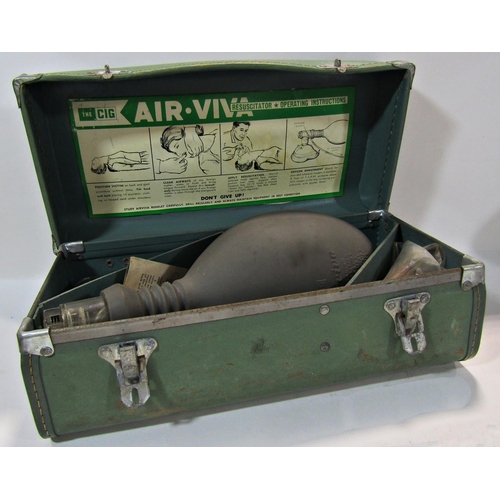 1727 - An Air-Viva Resuscitator with instructions in its original case.