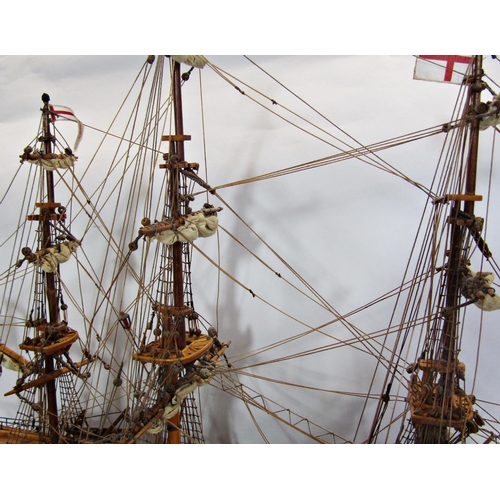 1817 - A good and fully rigged model of HMS Victory, 80cm in length x 56cm high