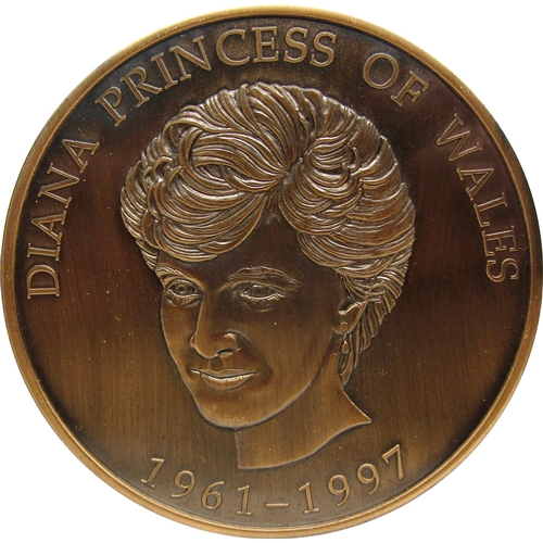 518 - Portraits of a Princess, gold plated 12 coin collection, Diana Princess of Wales £5 coin 2017, Diana... 