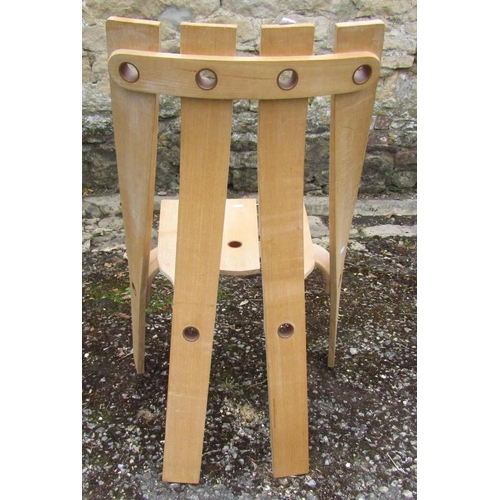 224 - DAVID COLWELL: AN ‘O RANGE’ CHAIR, steamed ash, 90cm H x 49.5cm L x 44cm D