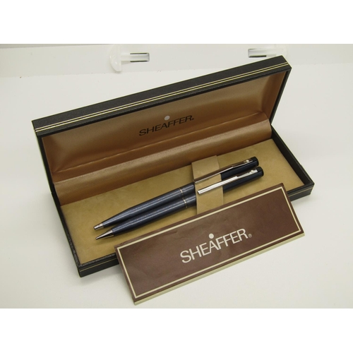 1489 - Lady Sheaffer TRZ70 1029, blue ronce ballpoint pen and pencil set, boxed