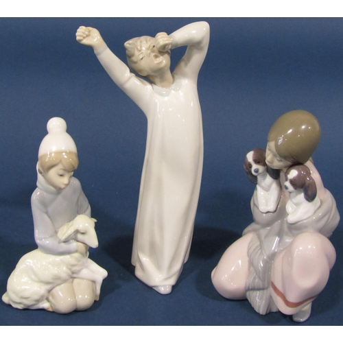 1034 - Seven Lladro figures to include children, nuns, bird, etc