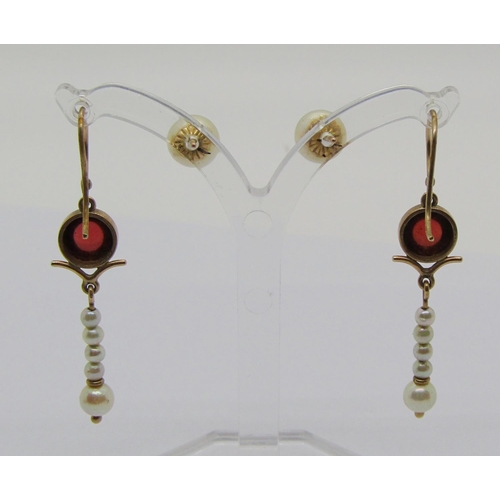 1331 - Two pairs of yellow metal pearl earrings to include a pair of cabochon garnet drops, 5.1g total (4)