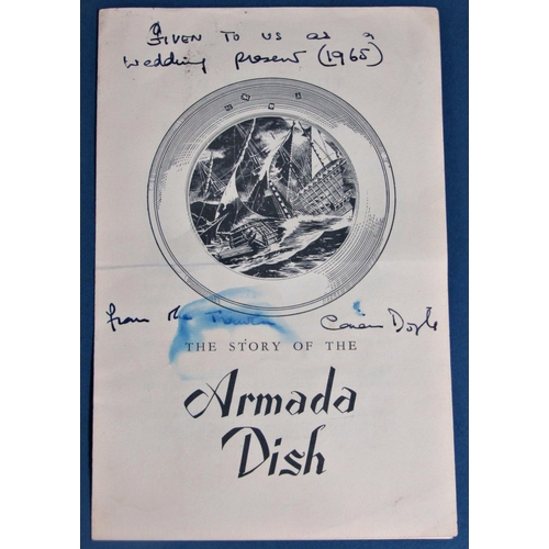 1256 - A silver Armada dish, 17 cm diameter, London 1962, to the underside the inscription presented by the... 