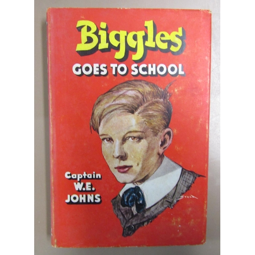 226 - Mixed books including Biggles, A A Milne, Classics, Artic Exploration, etc, 32 volumes