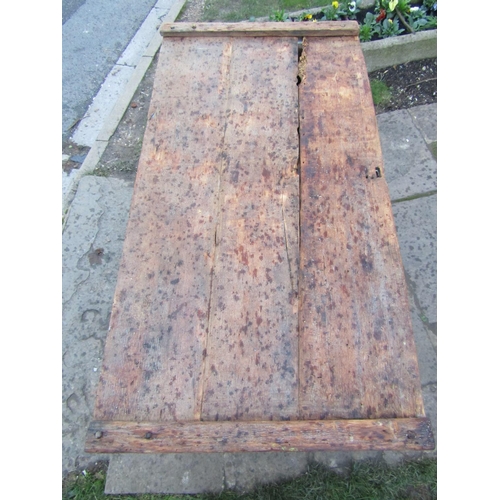 2677 - An antique rustic oak coffer, 112cm wide