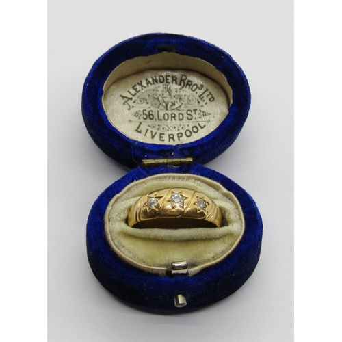 1300 - Antique 18ct diamond gypsy ring with star-cut detail, size L/M, 3.1g, contained in a period ring box