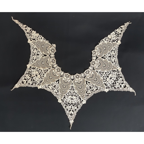 1549 - Three pieces of 19th century Irish lace comprising a large pointed collar in the Carrickmacross styl... 