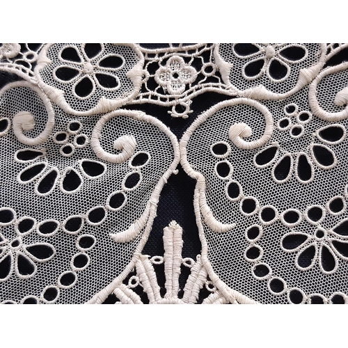 1549 - Three pieces of 19th century Irish lace comprising a large pointed collar in the Carrickmacross styl... 