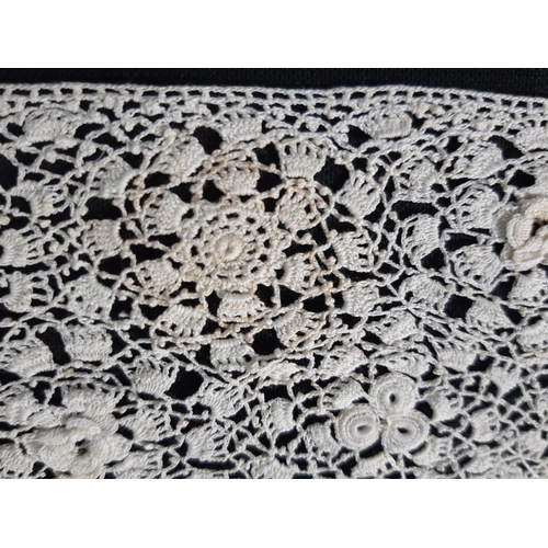1549 - Three pieces of 19th century Irish lace comprising a large pointed collar in the Carrickmacross styl... 